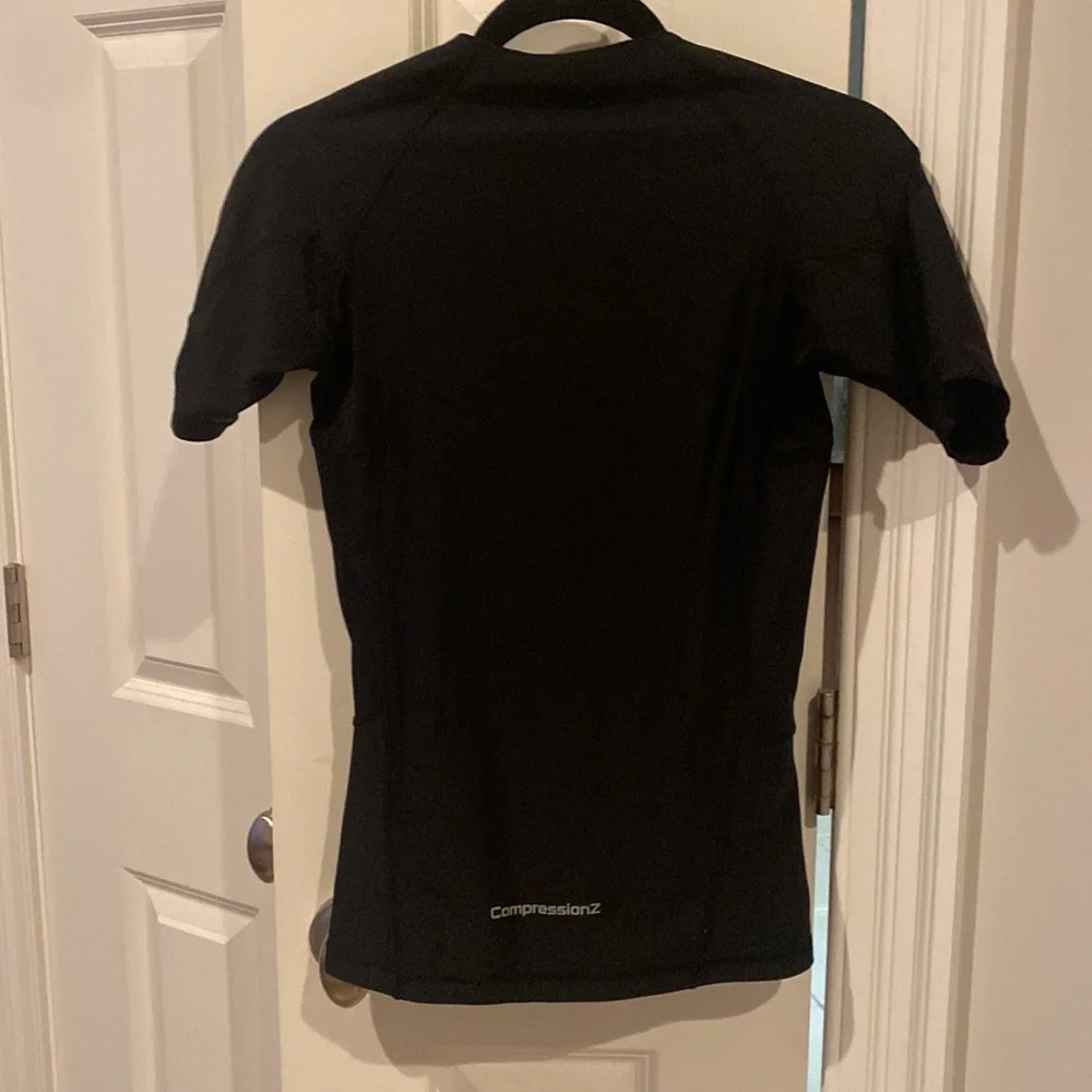 Compression shirt - Picture 4 of 7